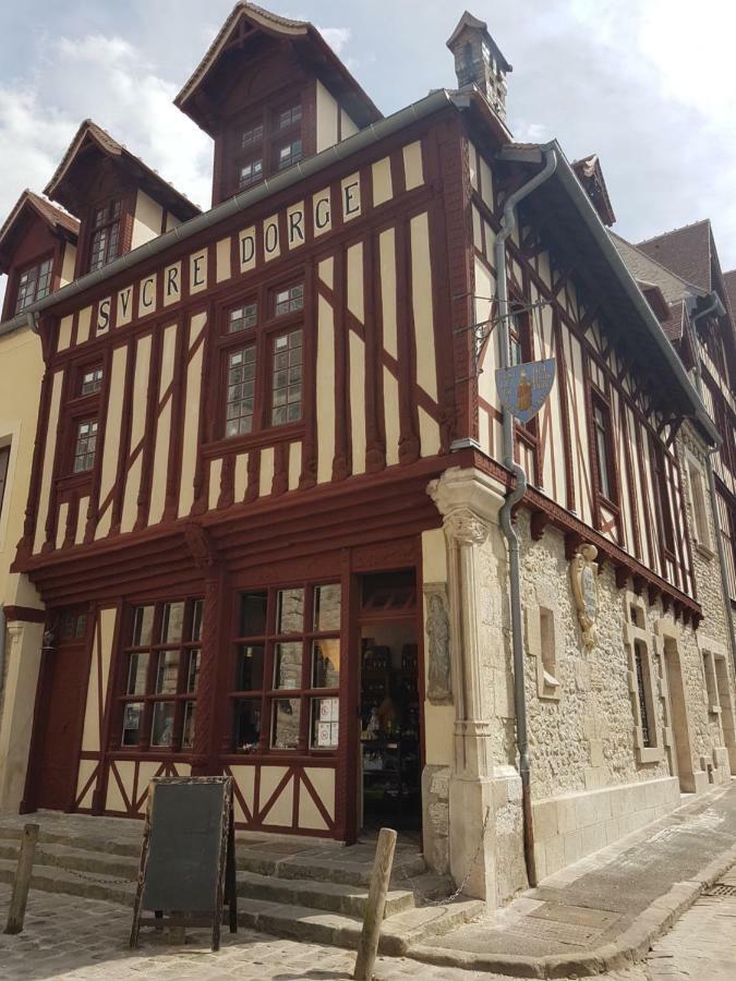 La Montignonne Apartment Montigny-sur-Loing Exterior foto